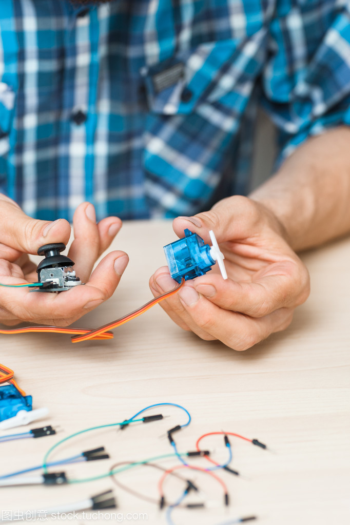 電子元器件的設(shè)計(jì) 從理論到實(shí)踐的工程之路